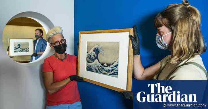 British Museum enters world of NFTs with digital Hokusai postcards