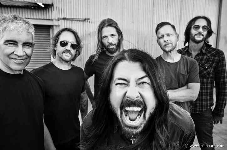 Foo Fighters Extend Alternative Airplay Top 10 Record With ‘Making a Fire’