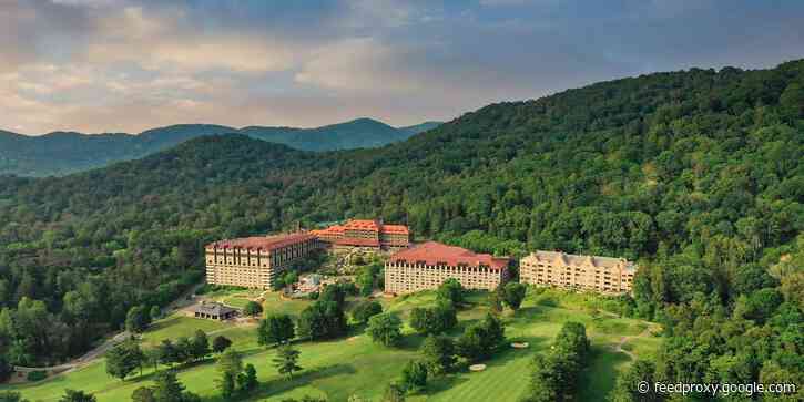 Asheville boasts one of the longest foliage seasons in the US - these 10 central hotels offer striking views