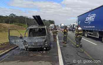 Caminhão pega fogo no trecho de Lorena da Dutra - G1