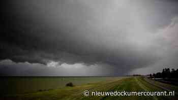 KNMI spot waterhozen bij Terschelling: code geel afgekondigd voor Waddengebied - Nieuwe Dockumer Courant