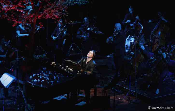 Rufus Wainwright announces new live album with Amsterdam Sinfonietta