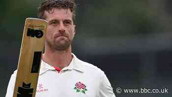 County Championship: Dramatic Lancashire victory ends Hampshire title hopes