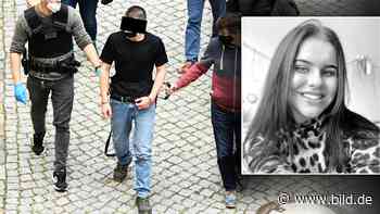 Erstochene Wiktoria (†16): Hier führen sie den Verdächtigen in Fesseln ab - BILD