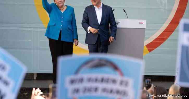 Schlussspurt im Wahlkampf: Merkel wirbt noch mal für Laschet