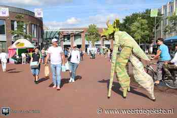 Publiek geniet van Cultureel Lint 2021 - Weertdegekste.nl