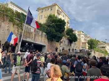 Christian Estrosi dénonce les manifestants qui voulaient défiler devant son domicile