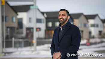 Police looking at new Calgary MP after video appears to show flyer swap on doorstep - CHAT News Today