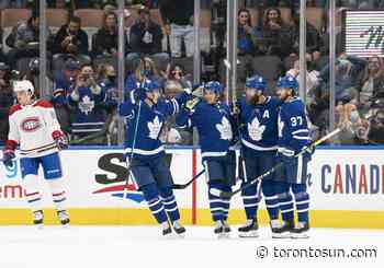 Real fans back for Hockey Night In Toronto - Toronto Sun