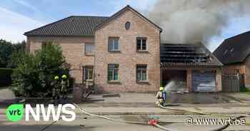 Dubbele garage naast woning in Westerlo brandt volledig uit - VRT NWS