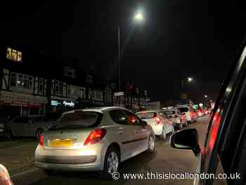 Fuel crisis UK: Panic buyers gridlock major Wembley road at 2am
