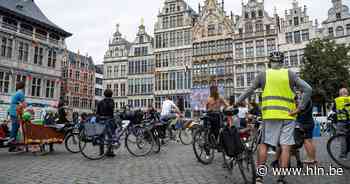 “Onze straten moeten leefbaar zijn voor iedereen”: Critical Mass Antwerpen fietst WK-parcours - Het Laatste Nieuws