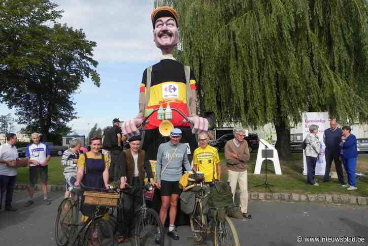 Alex (57) rijdt na Milaan-San Remo met fiets uit 1908 terug naar Moorslede: “Nu heb ik nog meer respect voor Cyrille Van Hauwaert”