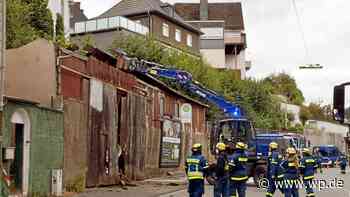 Siegen: Dach stürzt ein – Halle mit Oldtimern abbruchreif - Westfalenpost
