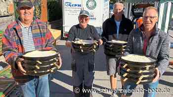 »Eintracht« Effringen: Zwiebelkuchen sind sehr gefragt