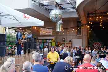Kurt Burgelman viert zijn 50ste verjaardag in stijl met groot concert in Gentse zomerbar