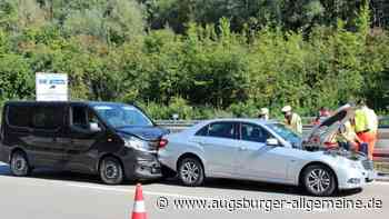 Autofahrer passen nicht auf: Unfall mit fünf Verletzten auf A7 bei Senden - Augsburger Allgemeine
