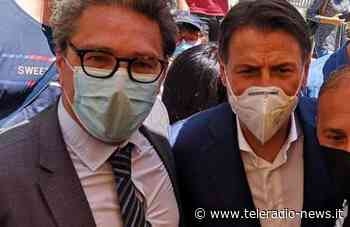 Giuseppe Conte a Santa Maria Capua Vetere, l'accoglienza del Senatore Santillo - TeleradioNews