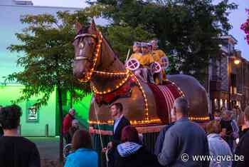 Céleste mag zich de ster van de Ballonnekensstoet noemen - Gazet van Antwerpen