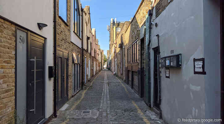 London’s Alleys: Voss Street, E2