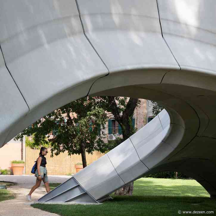Watch our live talk with Zaha Hadid Architects, ETH Zurich and Holcim on their 3D-printed concrete bridge Striatus