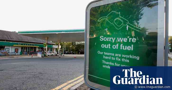 Boris Johnson to consider using army to supply petrol stations