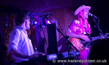 Tiña, Moth Club, live music review: ‘The spirit of indie rock squeezed into hot pink spandex’