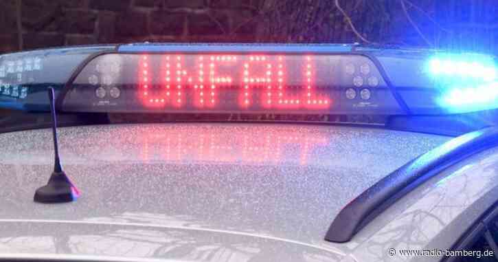 Geisterfahrerin baut Unfall auf A73: Zwei Leichtverletzte