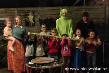 Wechelaars pakken uit met langste en zwaarste cucuzi’s