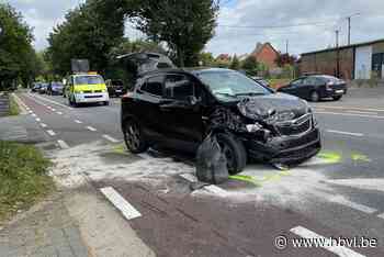 Jongedame (20) in levensgevaar na zware botsing in Kerniel (Borgloon) - Het Belang van Limburg Mobile - Het Belang van Limburg