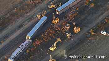 'Oh my God, we're derailing:' Minnesota passenger relives Amtrak derailment