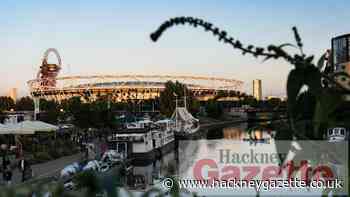 Hackney Dutch Barge eatery receives hospitality gong - Hackney Gazette