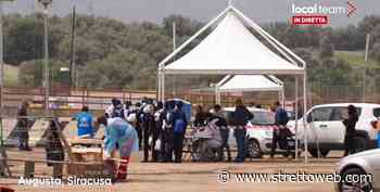 Migranti in Sicilia: un fermo e una denuncia per due presunti scafisti - StrettoWeb