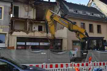 Abriss vor dem Straßenbau - Freie Presse
