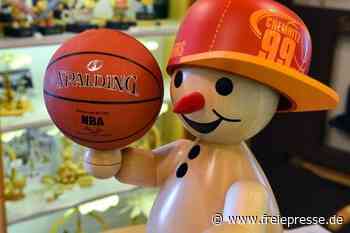 Erzgebirgische Volkskunst trifft auf Basketball: Nino und die Niners - Freie Presse