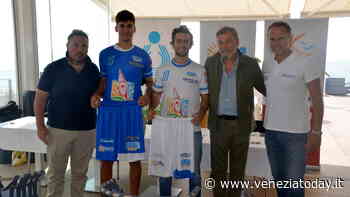 Volley Team San Donà, legame stretto con il territorio: Caorle main sponsor della maglia da libero - VeneziaToday