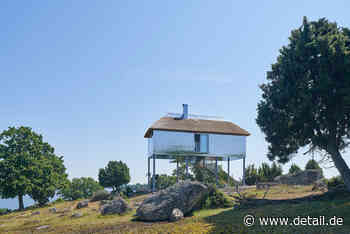 Schlafen über Wildtieren: Pfahlbau in Südschweden - DETAIL.de - das Architektur und Bau-Portal