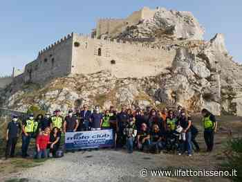 Mussomeli, Motoclub Polizia di Stato Enna con poliziotti e simpatizzanti visitano il Castello Manfredonico - il Fatto Nisseno