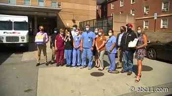 Thank you, healthcare heroes: ABC11, Papa John's deliver lunch to UNC Hospital staff