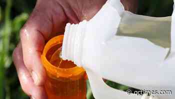 Partners of Scott County Watersheds work with area organizations to track plastic pollution - Quad City Times