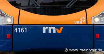 Auto kollidiert mit Straßenbahn – hoher Sachschaden - Mannheim - Rheinpfalz.de