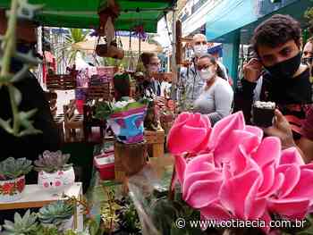 Artesãos vão retomar exposição na Feira Noturna de Cotia - Cotia e Cia