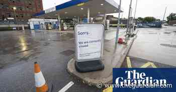 Petrol shortage: customers still panic-buying, says fuel retail boss - The Guardian