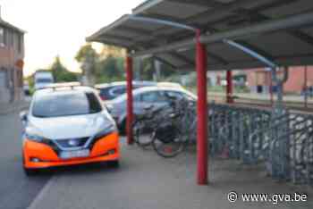 Trein ontruimd na vechtpartij tussen minderjarigen (Sint-Niklaas) - Gazet van Antwerpen