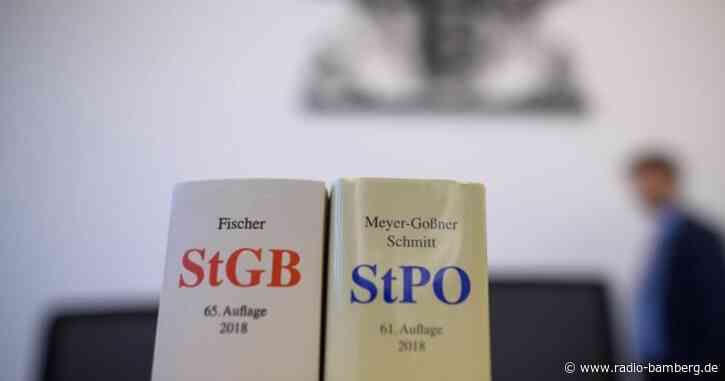 Mordversuch an dementen Seniorinnen? Pflegerin vor Gericht