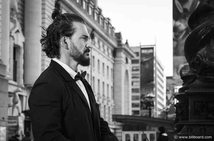 Ricardo Arjona Is Hitting the Road With Blanco y Negro Tour in 2022: See The Dates
