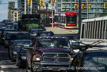 TTC union does abrupt about-face on vaccination position - Toronto Sun