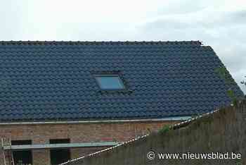 Bliksem slaat in op huis in aanbouw (Geel) - Het Nieuwsblad