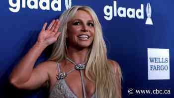 Judge suspends Britney Spears's father from conservatorship