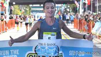 Pence breaks 20-year U.S. drought in controversy-marred marathon - Quad-City Times